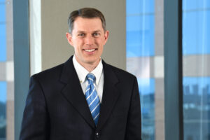 In IAM Article, Knobbe Martens Partners Give Tips On IP Strategy For The Medical Device Industry Headshot