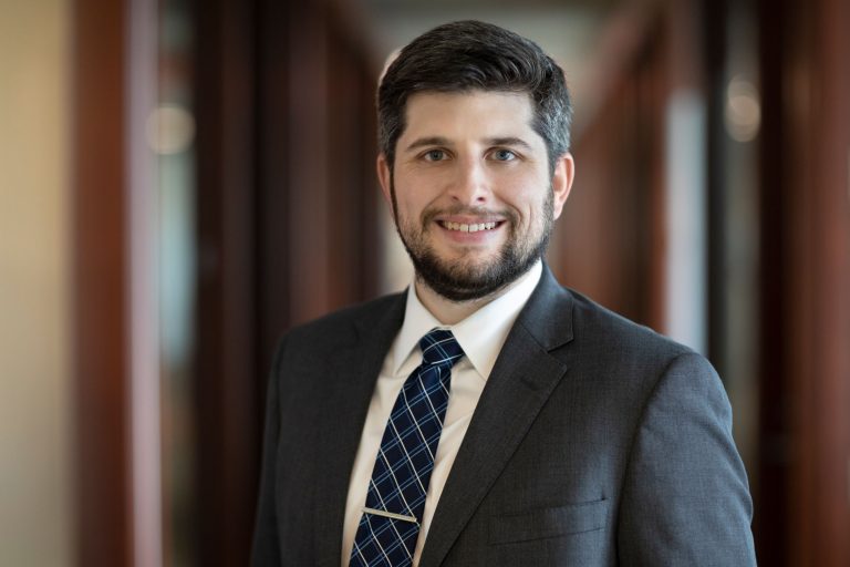 Alex Martin del Campo Headshot